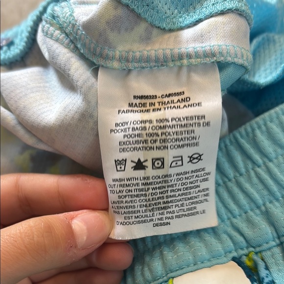 Nike Boys Blue and Yellow Athletic Shorts Size Small - Picture 4 of 4